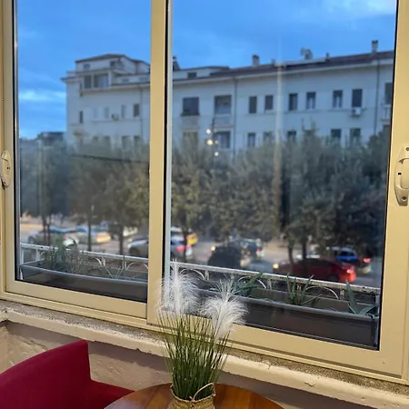 Elia 3 Boulevard Lägenhet Tirana