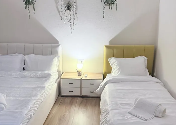 Elia 3 Boulevard Apartament Tirana